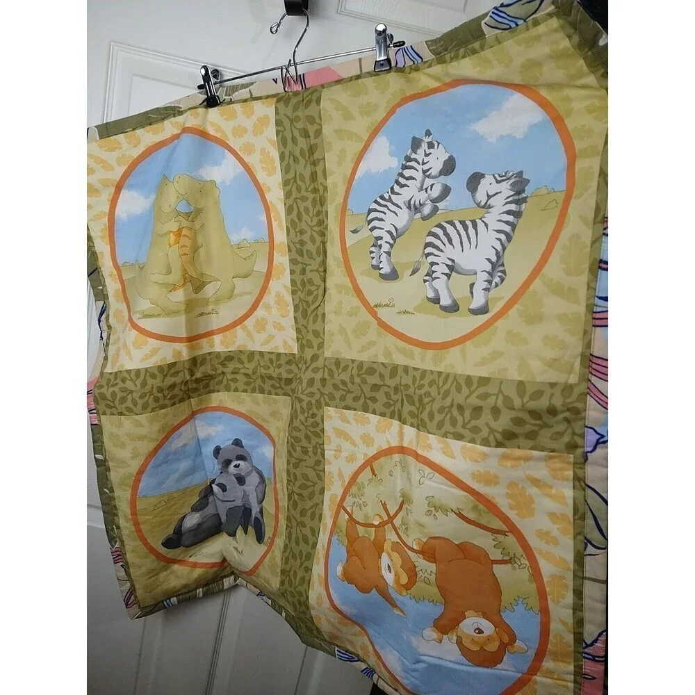 Handmade Unisex Bear Jungle Themed Baby Lightweight Blanket Size 34